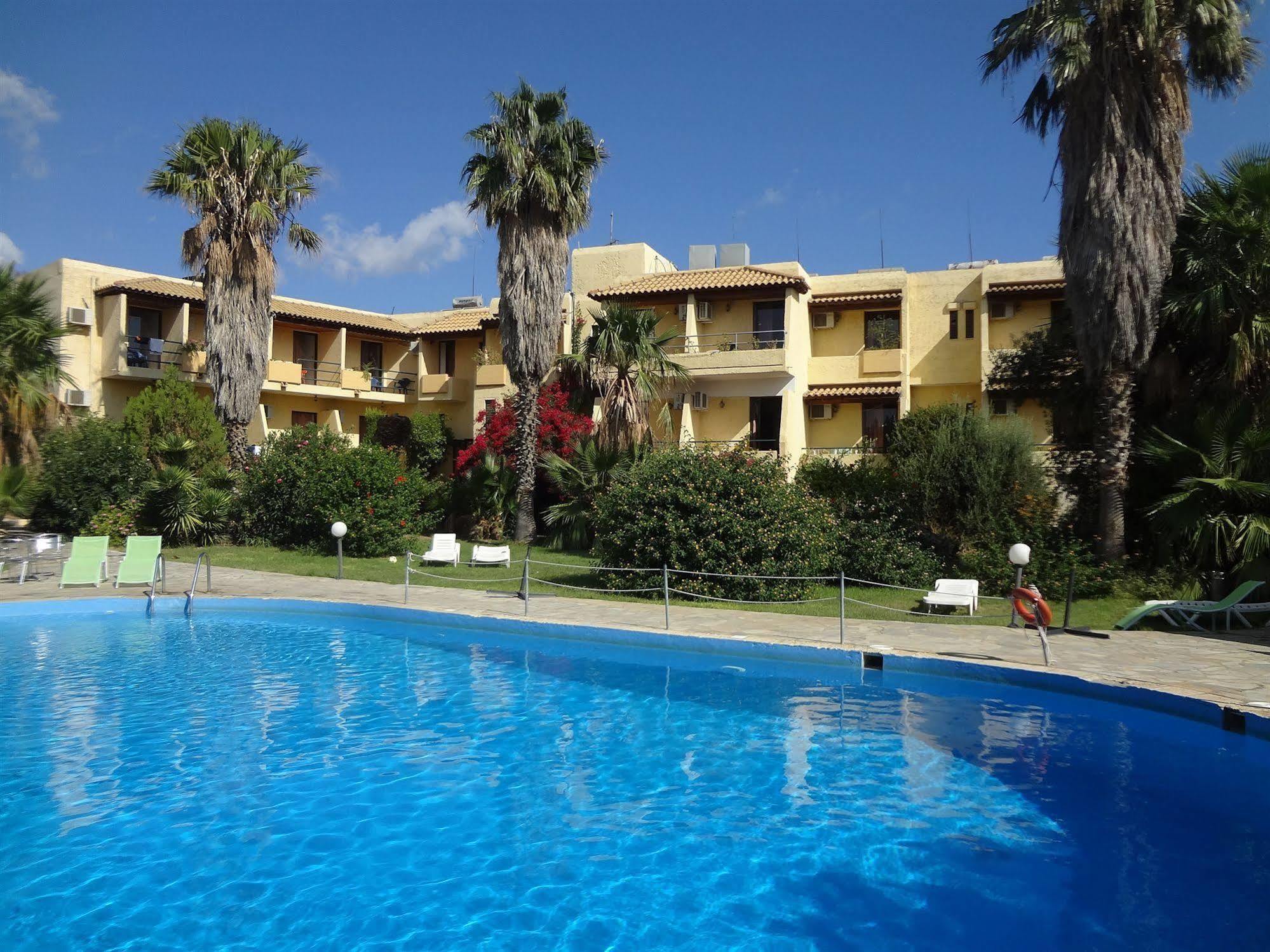 Minoas Hotel Amoudara  Exterior photo